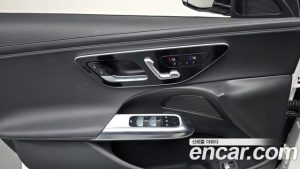Mercedes-Benz E-Class E200 Avantgarde 2024 года из Южной Кореи