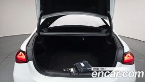 Mercedes-Benz E-Class E200 Avantgarde 2024 года из Южной Кореи