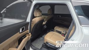 Kia Sorento Бензин 2.5T 2WD 2024 года из Южной Кореи