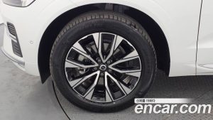 Volvo XC60 B5 ULTIMATE Bright 2024 года из Южной Кореи