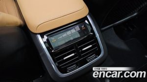 Volvo XC60 B5 ULTIMATE Bright 2024 года из Южной Кореи