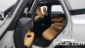 Volvo XC60 B5 ULTIMATE Bright 2024 года из Южной Кореи