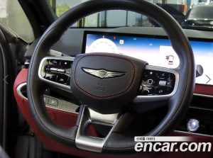 Genesis GV70 2.5T Бензин 2WD 2025 года из Южной Кореи