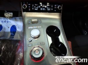 Genesis GV70 2.5T Бензин 2WD 2025 года из Южной Кореи