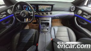 Mercedes-Benz E-Class E220d 4MATIC AMG Line 2023 года из Южной Кореи