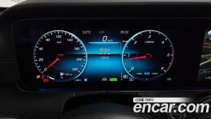 Mercedes-Benz E-Class E220d 4MATIC AMG Line 2023 года из Южной Кореи