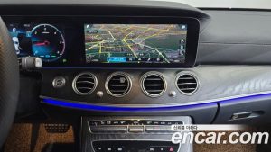 Mercedes-Benz E-Class E220d 4MATIC AMG Line 2023 года из Южной Кореи