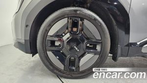 Kia EV9 Long Range 4WD 2024 года из Южной Кореи