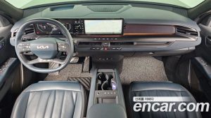 Kia EV9 Long Range 4WD 2024 года из Южной Кореи