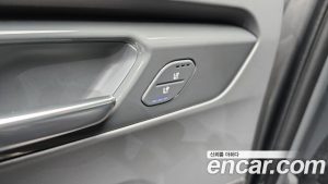 Kia EV9 Long Range 4WD 2024 года из Южной Кореи