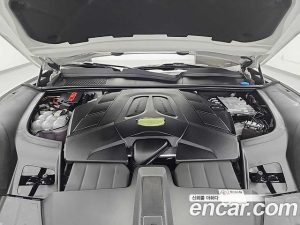 Porsche Cayenne 3.0 2023 года из Южной Кореи