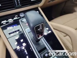 Porsche Cayenne 3.0 2023 года из Южной Кореи