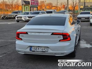 Volvo S90 B5 ULTIMATE Bright 2024 года из Южной Кореи