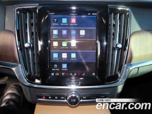 Volvo S90 B5 ULTIMATE Bright 2024 года из Южной Кореи
