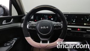 Kia K5 1.6 Turbo 2024 года из Южной Кореи