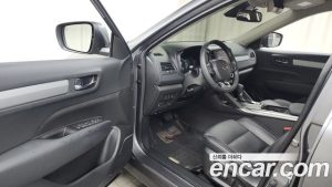 Renault-KoreaSamsung QM6 2.0 GDe LE 2WD 2024 года из Южной Кореи