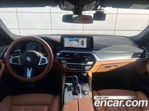 BMW 5-Series 520i M Sport 2023 года из Южной Кореи