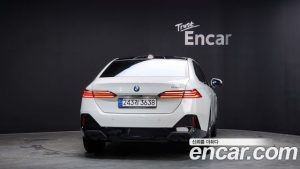 BMW 5-Series 520i M Sport 2024 года из Южной Кореи