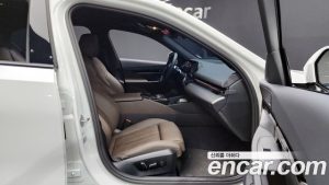 BMW 5-Series 520i M Sport 2024 года из Южной Кореи