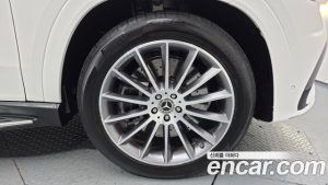 Mercedes-Benz GLE-Class GLE450 4MATIC 2025 года из Южной Кореи