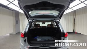 Renault-KoreaSamsung QM6 2.0 LPe RE 2WD 2026 года из Южной Кореи
