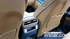 Genesis GV80 2.5T Бензин AWD 2024 года из Южной Кореи