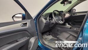 Renault-KoreaSamsung XM3 1.6 E-TECH Inspire 2023 года из Южной Кореи