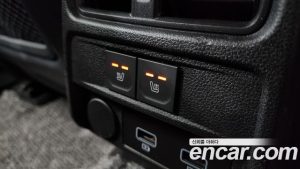 Renault-KoreaSamsung XM3 1.6 E-TECH Inspire 2023 года из Южной Кореи