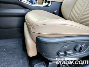 Kia Sorento HEV 1.6 2WD 2024 года из Южной Кореи