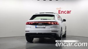 Audi Q8 50 TDI 4WD Premium 2025 года из Южной Кореи