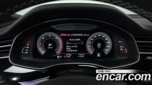 Audi Q8 50 TDI 4WD Premium 2025 года из Южной Кореи