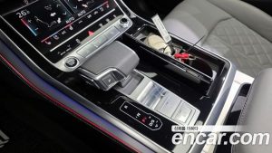 Audi Q8 50 TDI 4WD Premium 2025 года из Южной Кореи