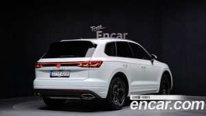 Volkswagen Touareg 3.0 TDI Prestige 2026 года из Южной Кореи