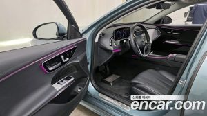Mercedes-Benz E-Class E200 Avantgarde 2025 года из Южной Кореи