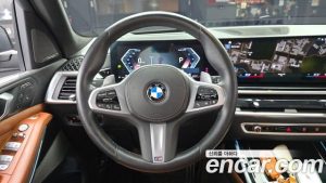 BMW X7 xDrive 40d M Sport 6 2023 года из Южной Кореи
