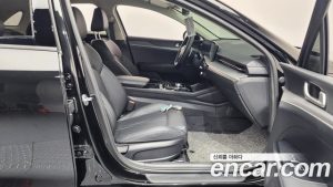 Kia K5 1.6 Turbo 2024 года из Южной Кореи