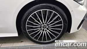 Mercedes-Benz CLE-Class CLE200 Coupe 2024 года из Южной Кореи