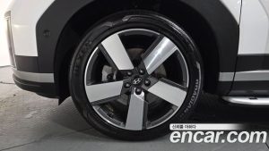 Hyundai Santafe Бензин 2.5T 2WD 2024 года из Южной Кореи