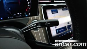 Mercedes-Benz E-Class E350e 4MATIC 2025 года из Южной Кореи