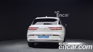 Genesis GV70 e-AWD 2024 года из Южной Кореи
