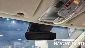 Genesis GV70 e-AWD 2024 года из Южной Кореи
