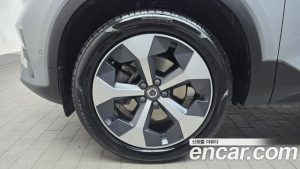 Volvo XC40 B4 Ultra Bright 2025 года из Южной Кореи