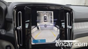 Volvo XC40 B4 Ultra Bright 2025 года из Южной Кореи