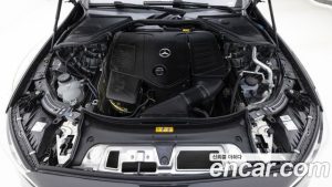 Mercedes-Benz E-Class E200 Avantgarde 2025 года из Южной Кореи