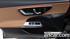 Mercedes-Benz E-Class E200 Avantgarde 2025 года из Южной Кореи