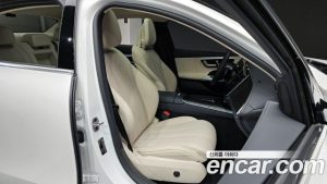 Mercedes-Benz E-Class E200 Avantgarde 2025 года из Южной Кореи