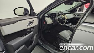 Land Rover Range Rover Velar 2.0 P250 Dynamic SE 2026 года из Южной Кореи