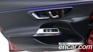 Mercedes-Benz E-Class E200 Avantgarde Limited 2025 года из Южной Кореи