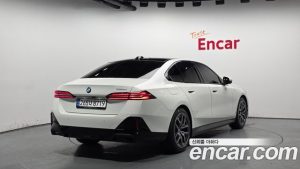 BMW 5-Series 523d M Sport 2025 года из Южной Кореи