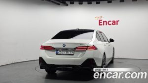 BMW 5-Series 523d M Sport 2025 года из Южной Кореи